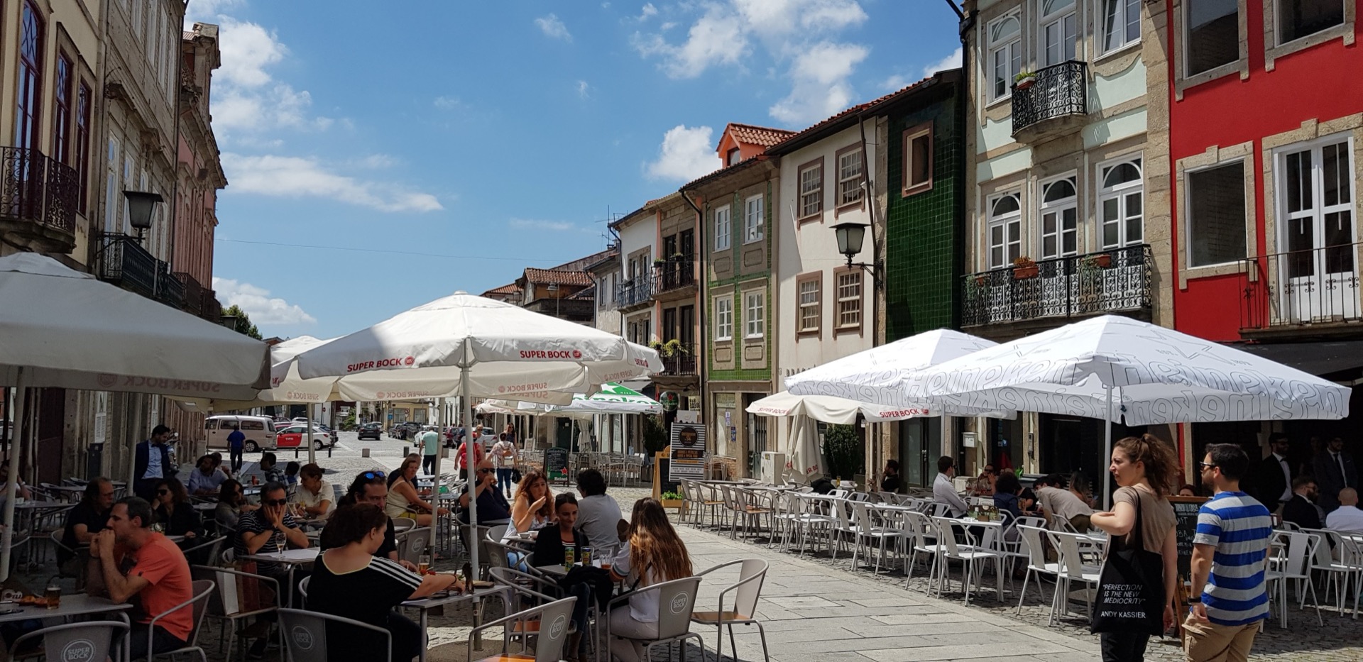 Braga — terrasses du centre historique